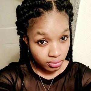 Meet your Posher, Monae